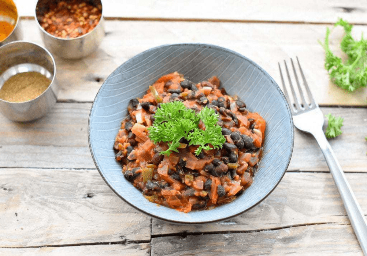 Spicy black beans with garlic and cumin